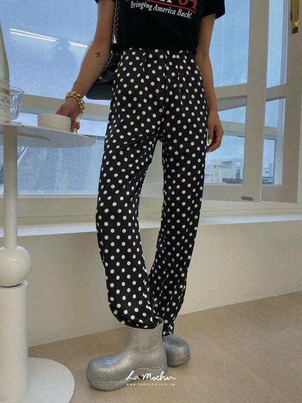 (限量商品)鬆緊點點緞面長褲